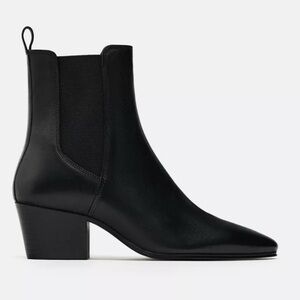 New with tag Zara Sleek Black Ankle Booties